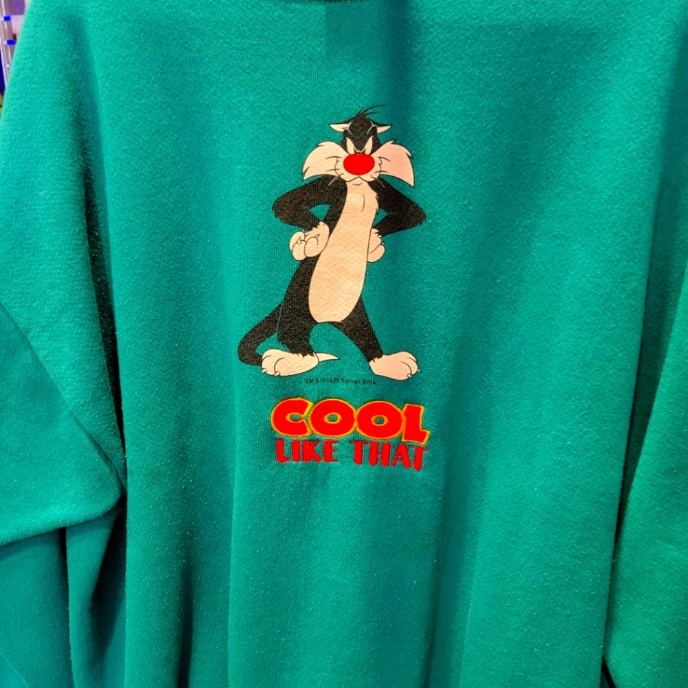 Official Looney Tunes Crewneck VTG